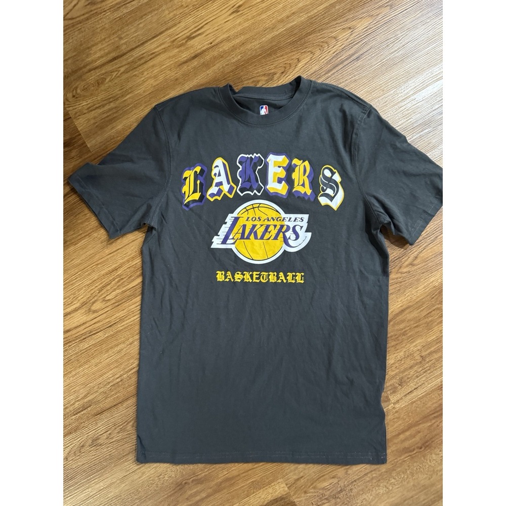 Los Angeles Lakers NBA Men's T Shirt Small